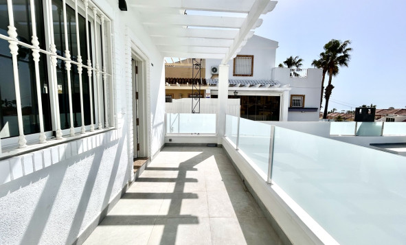 Resale - 3. Detached house - Villamartin - Costa Blanca South