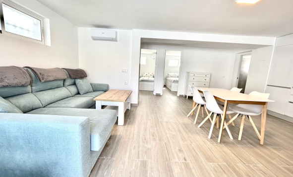 Resale - 3. Detached house - Villamartin - Costa Blanca South