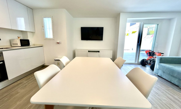 Resale - 3. Detached house - Villamartin - Costa Blanca South