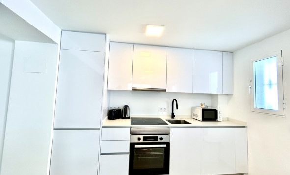 Resale - 3. Detached house - Villamartin - Costa Blanca South