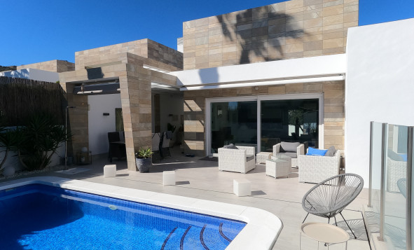 Resale - 3. Detached house - Algorfa - Costa Blanca South