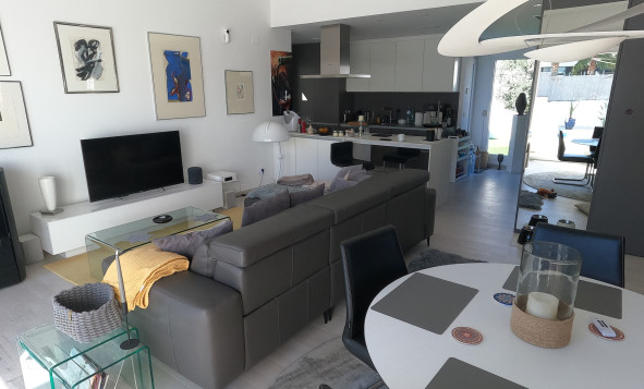 Resale - 3. Detached house - Algorfa - Costa Blanca South