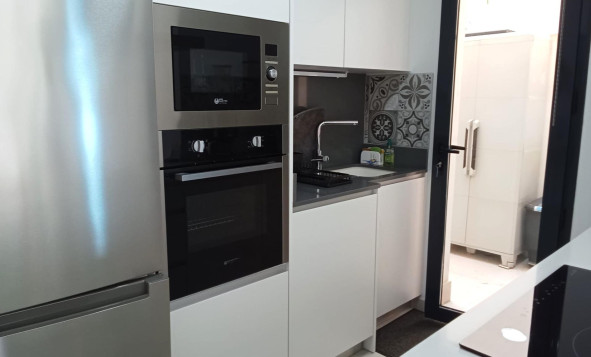 Reventa - 1. Apartamento / piso - Torrevieja - Costa Blanca Sur