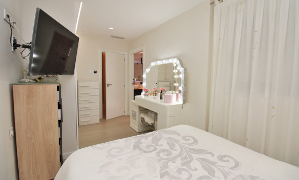 Resale - 1. Apartment / flat - Torrevieja - Costa Blanca South