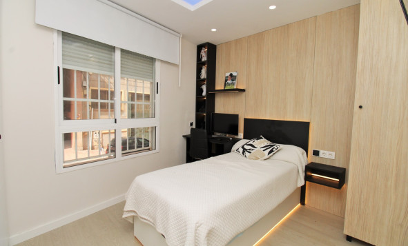 Resale - 1. Apartment / flat - Torrevieja - Costa Blanca South