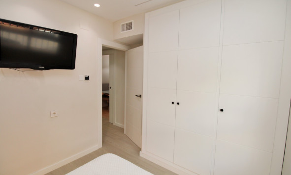 Resale - 1. Apartment / flat - Torrevieja - Costa Blanca South