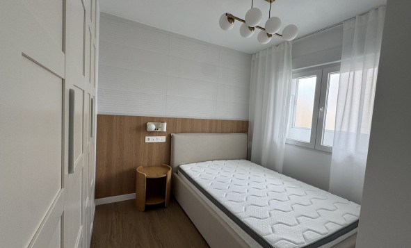 Reventa - 1. Apartamento / piso - Punta Prima - Costa Blanca Sur