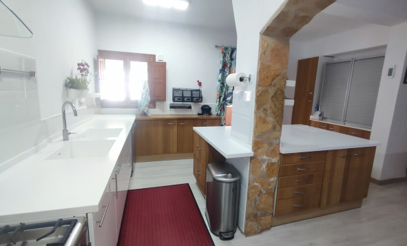 Reventa - 7. Finca - Gea y Truyols - Urb Lo Santiago