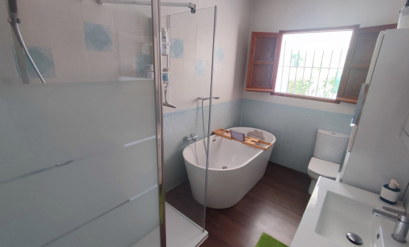 Resale - 7. Finca / Country property - Gea y Truyols - Urb Lo Santiago