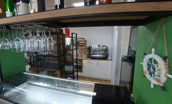 Reventa - Propiedades comerciales - Torrevieja - Puerto