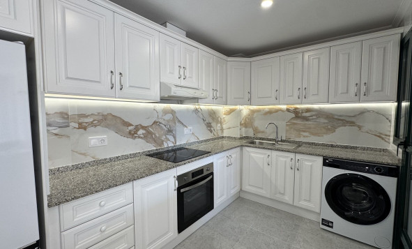 Reventa - 1. Apartamento / piso - Lomas De Campoamor - Costa Blanca Sur