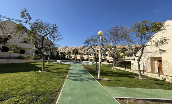 Reventa - 1. Apartamento / piso - Lomas De Campoamor - Costa Blanca Sur