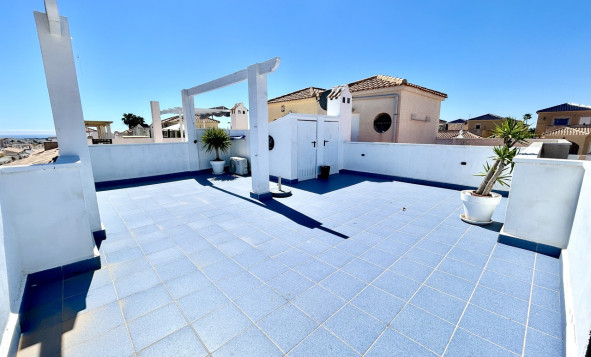 Resale - 2. Town house - Punta Prima - Costa Blanca South