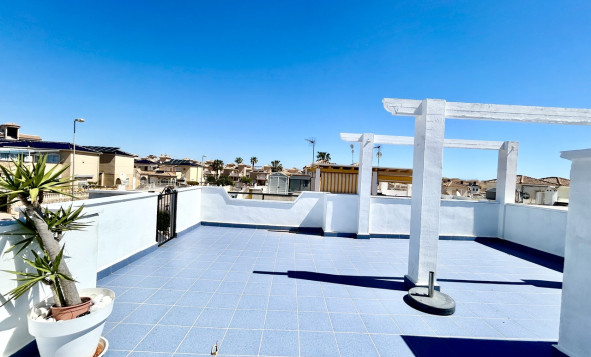Resale - 2. Town house - Punta Prima - Costa Blanca South