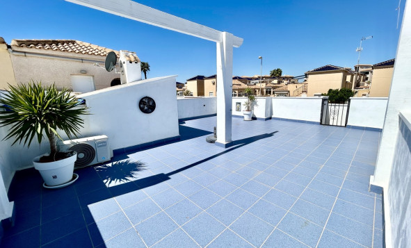 Resale - 2. Town house - Punta Prima - Costa Blanca South
