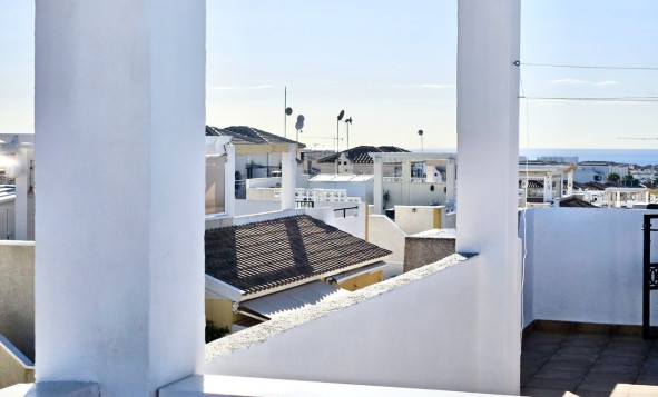 Resale - 2. Town house - Punta Prima - Costa Blanca South