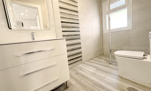 Reventa - 3. Casa indepiende - La Torre Golf Resort - La Torre Golf Resort - Centre