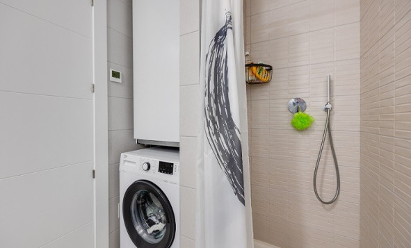 Reventa - 1. Apartamento / piso - Orihuela Costa - Costa Blanca Sur