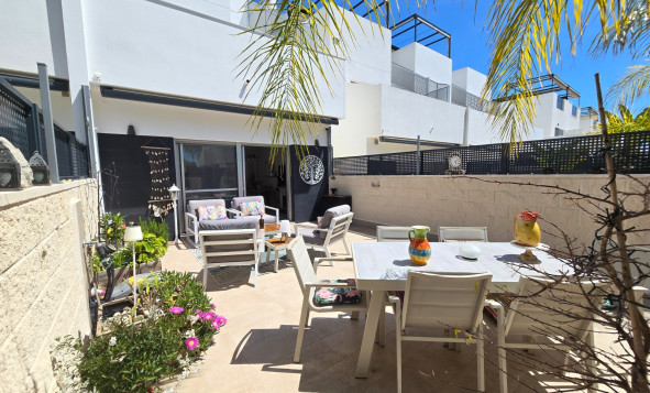 Resale - Townhouse * - Ciudad Quesada * - Doña Pepa *