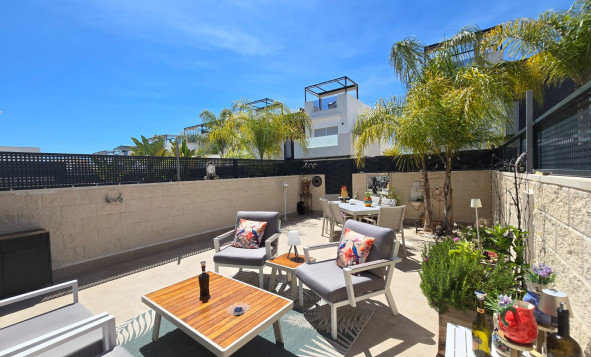 Resale - Townhouse * - Ciudad Quesada * - Doña Pepa *