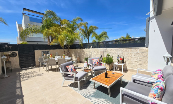 Resale - Townhouse * - Ciudad Quesada * - Doña Pepa *