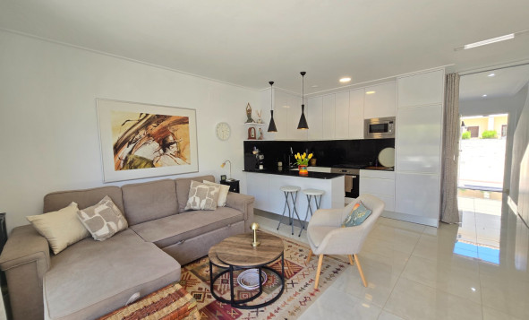 Resale - Townhouse * - Ciudad Quesada * - Doña Pepa *