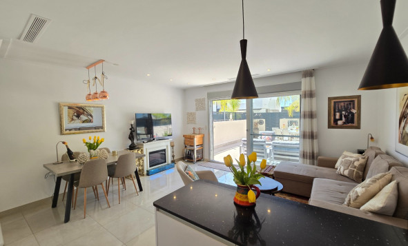 Resale - Townhouse * - Ciudad Quesada * - Doña Pepa *