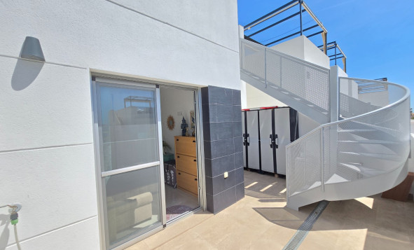 Resale - Townhouse * - Ciudad Quesada * - Doña Pepa *