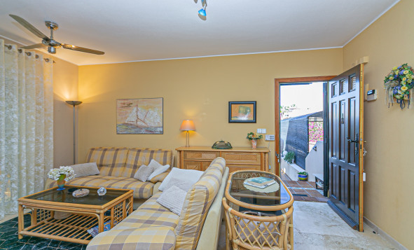 Resale - 1. Apartment / flat - Playa Flamenca - Costa Blanca South