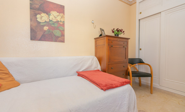 Resale - 1. Apartment / flat - Playa Flamenca - Costa Blanca South