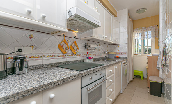 Resale - 1. Apartment / flat - Playa Flamenca - Costa Blanca South