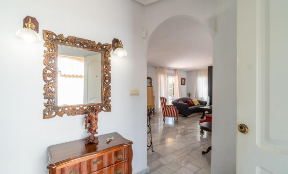 Reventa - 3. Casa indepiende - Torrevieja - Cala de cabo cervera