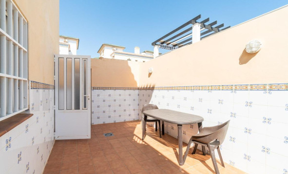 Reventa - 3. Casa indepiende - Torrevieja - Cala de cabo cervera