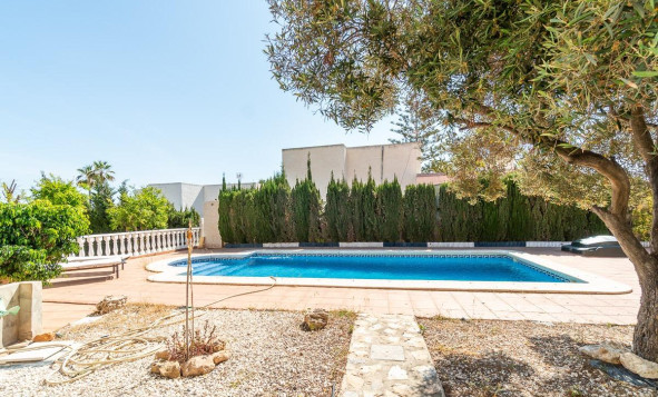 Reventa - 3. Casa indepiende - Torrevieja - Cala de cabo cervera