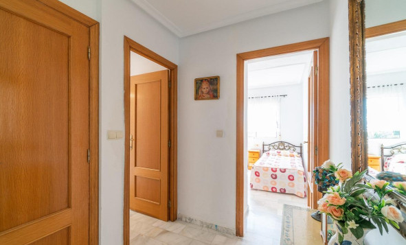 Reventa - 3. Casa indepiende - Torrevieja - Cala de cabo cervera