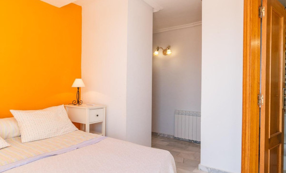 Reventa - 3. Casa indepiende - Torrevieja - Cala de cabo cervera