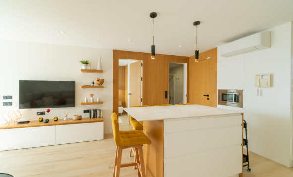 Resale - 1. Apartment / flat - Guardamar del Segura - Puerto Deportivo