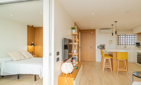 Resale - 1. Apartment / flat - Guardamar del Segura - Puerto Deportivo