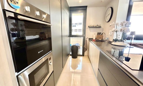 Reventa - 1. Apartamento / piso - Playa Flamenca - Costa Blanca Sur