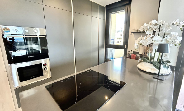 Reventa - 1. Apartamento / piso - Playa Flamenca - Costa Blanca Sur