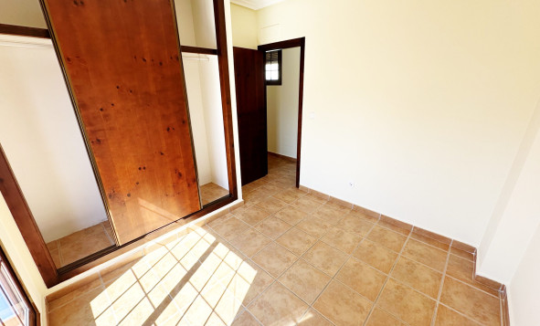 Reventa - 3. Casa indepiende - Roda - Señorio de Roda