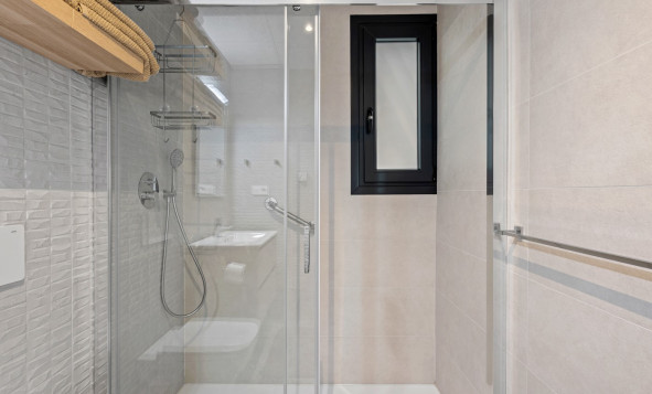 Reventa - 1. Apartamento / piso - Orihuela Costa - Costa Blanca Sur