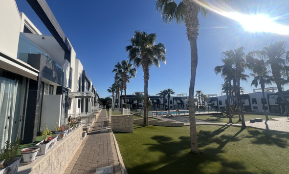 Reventa - 1. Apartamento / piso - La Zenia - Costa Blanca Sur