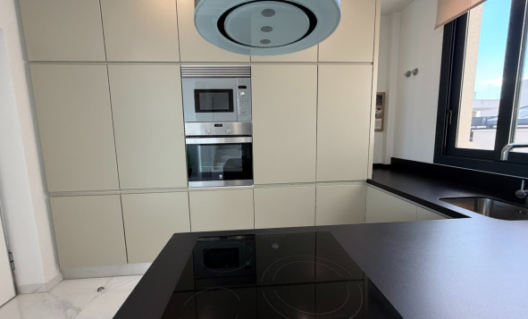 Reventa - 3. Casa indepiende - Ciudad Quesada - La Laguna