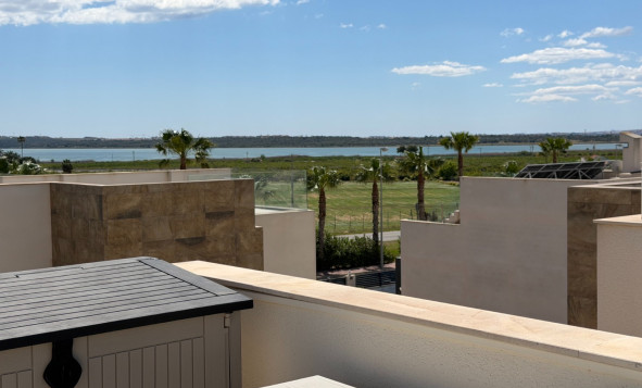 Reventa - 3. Casa indepiende - Ciudad Quesada - La Laguna