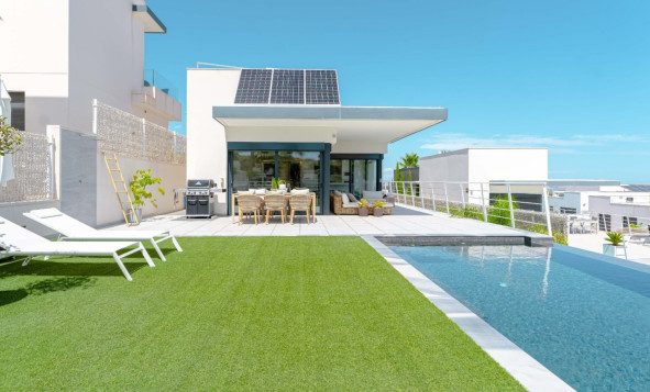 Reventa - 3. Casa indepiende - San Miguel de Salinas - Costa Blanca Sur