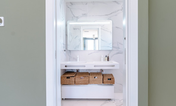 Reventa - 3. Casa indepiende - San Miguel de Salinas - Costa Blanca Sur