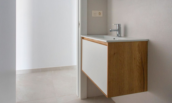 Resale - 1. Apartment / flat - Torrevieja - Costa Blanca South