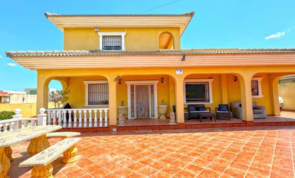 Reventa - 3. Casa indepiende - Orihuela Costa - Costa Blanca Sur