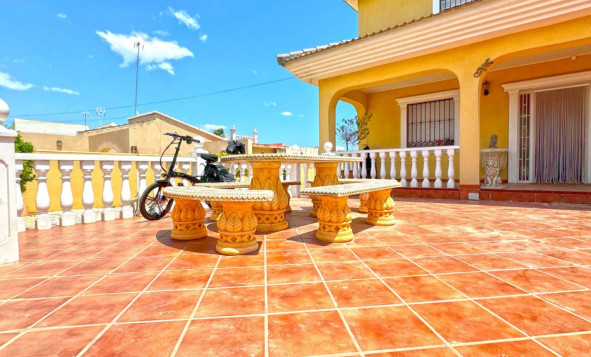 Reventa - 3. Casa indepiende - Orihuela Costa - Costa Blanca Sur